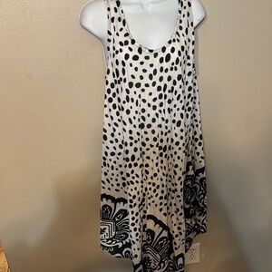 NWT Womens  Seven Islands Black and White Polka Dot Sleeveless Dress one size